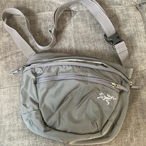 Arc'teryx Mantis 2 Waistpack (NOT “Revised” version)